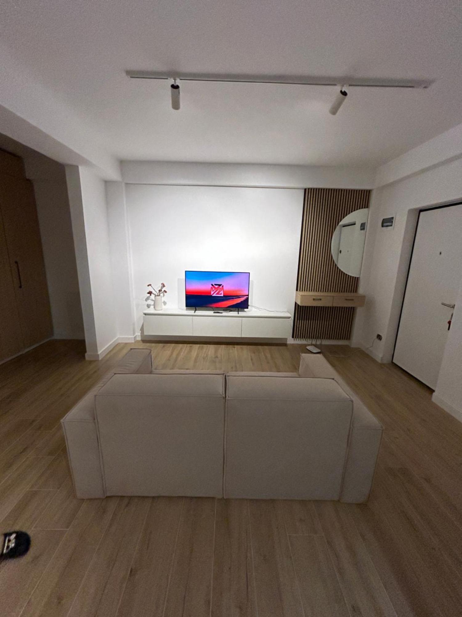 Mirror Apartments ساتو ماري المظهر الخارجي الصورة